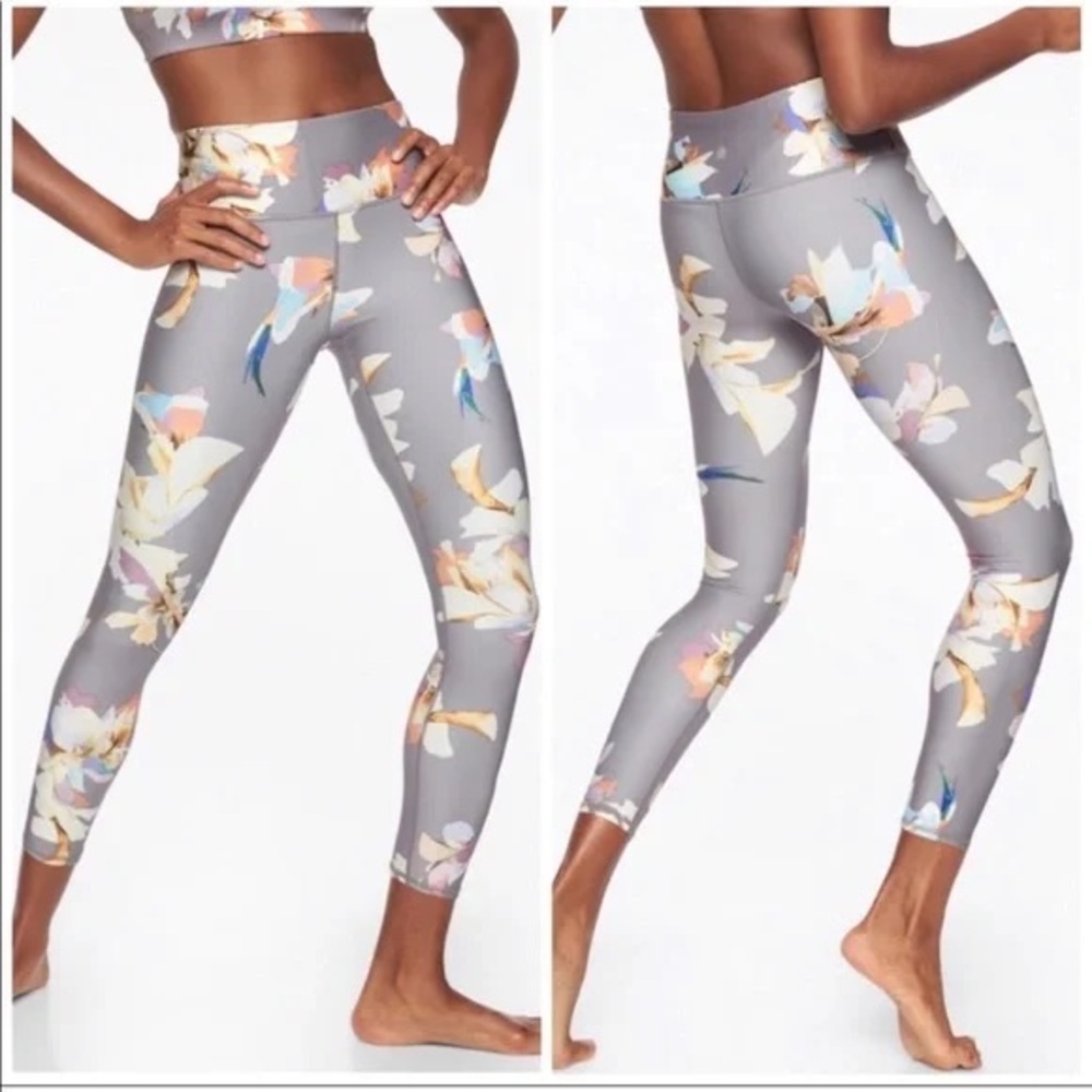 ATHLETA Elation 7/8 Tight Leggings High Rise Gray Floral Size Medium Petite